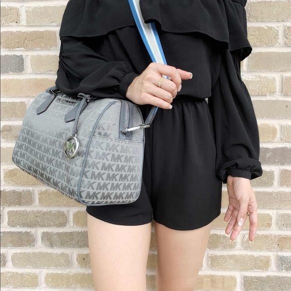 Gaby’sBags👜💕-NWT Michael Kors Large Satchel Bag - Picture 2 of 6